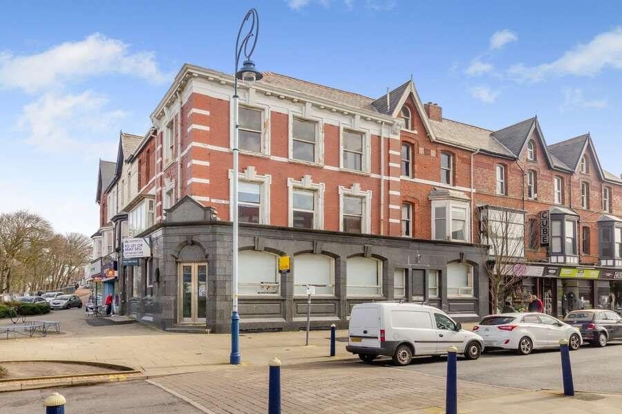 56 Saint Annes Road West exterior